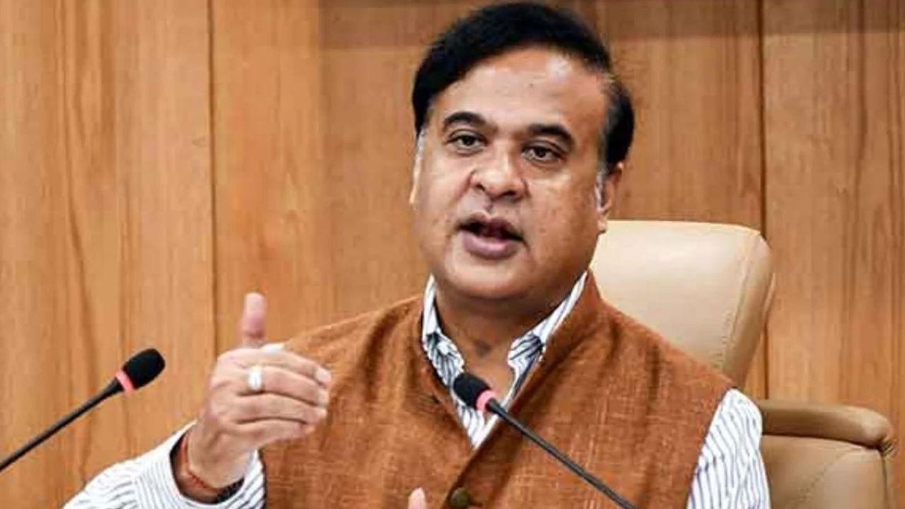 असम में 18 साल से अधिक उम्र वालों का नहीं बनेगा आधार कार्ड, सीएम हिमंत बिस्वा सरमा का बड़ा फैसला