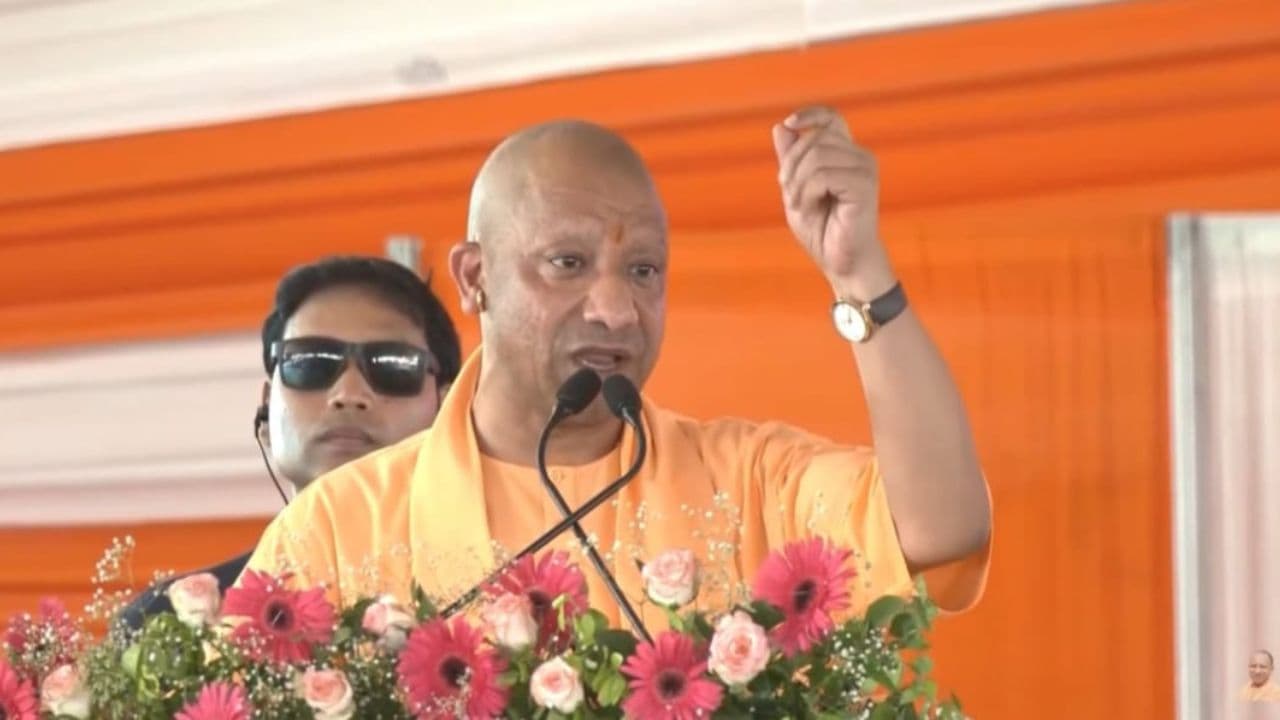 “मैंने कहा था कार्रवाई होगी..और शुरू हो गई”, राम मंदिर दान चोरी मामले में बोले सीएम योगी, कांग्रेस सपा आप पर जमकर बरसे