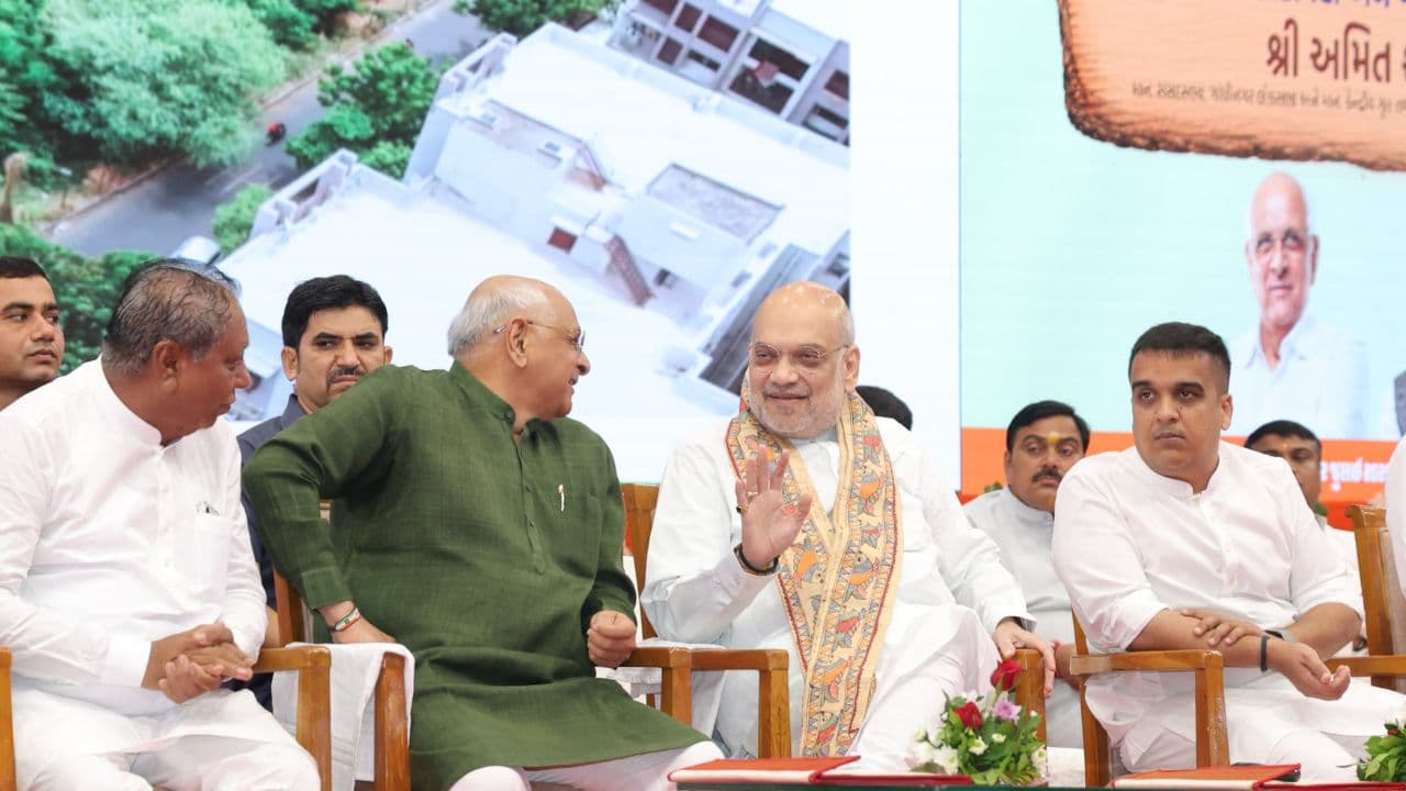 अमित शाह ने अहमदाबाद को दी 405 करोड़ की सौगात, वृक्षारोपण अभियान का शुभारंभ, जनता से की ये 2 अपील