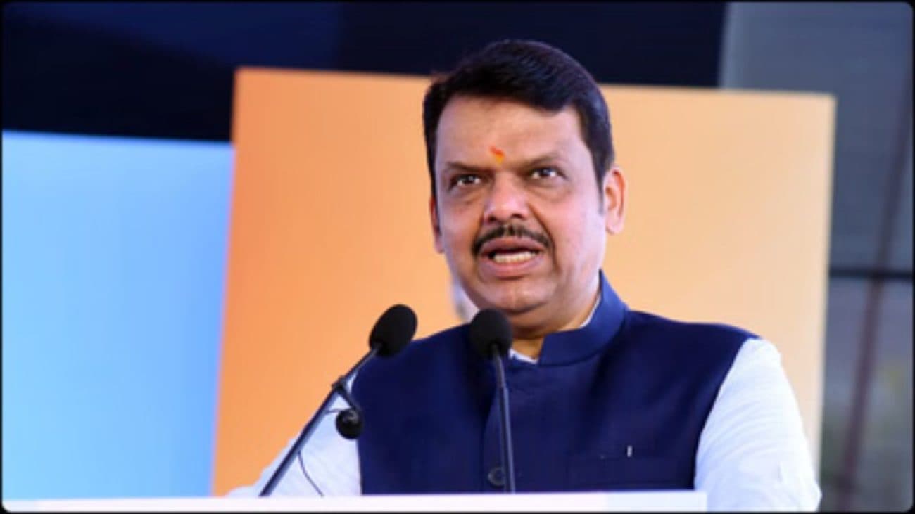 महाराष्ट्र के किसानों को CM फडणवीस की बड़ी सौगात, अब दिन में मिलेगी बिजली