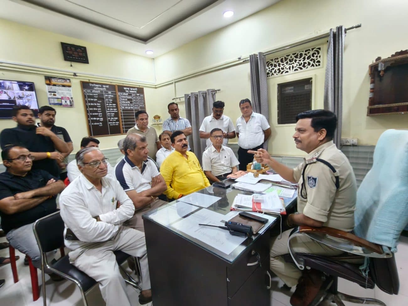 भोपाल के बैरागढ़ में व्यापारी पर चाकूबाजी के बाद व्यापारियों में आक्रोश, दो दिन में आरोपियों की गिरफ्तारी की मांग