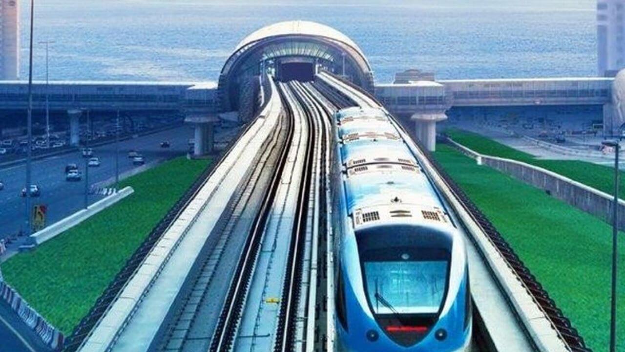 Metro 2 B: मुंबईकरांच्या सेवेत आणखी एक मेट्रो; प्रवाशांचा प्रवास सुखकर होणार, मार्ग कसा असेल?