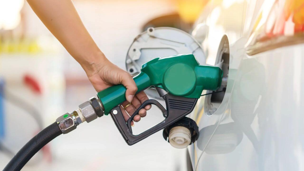 पेट्रोल-डिझेलचे रविवार, 19 ऑक्टोबर 2025 रोजीचे दर; तुमच्या शहरातील दर एका क्लिकवर जाणून घ्या !