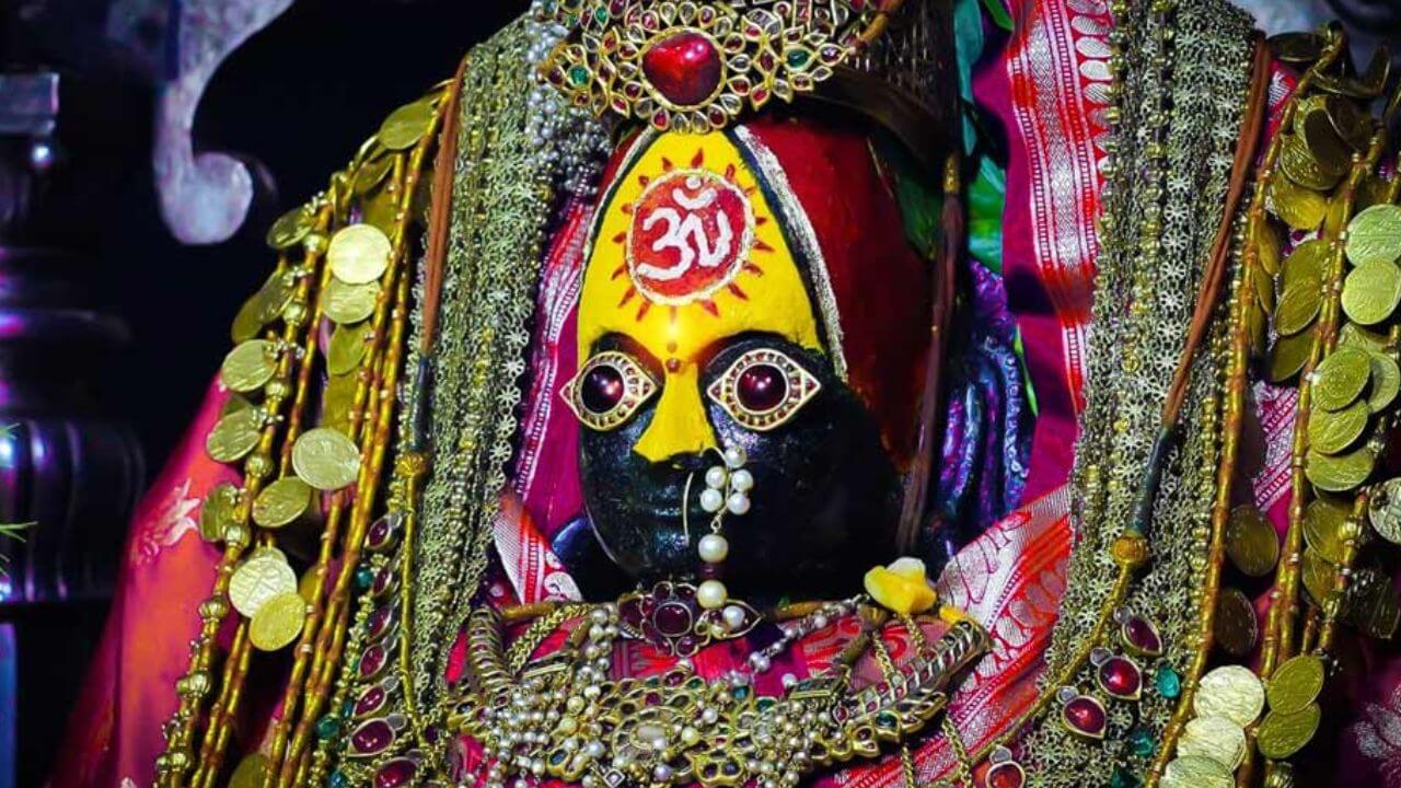 Tulaja bhavani: तुळजापूरच्या आई तुळजाभवानीच्या देणगीत अचानक घट? कारण काय, नेमकं काय घडलं?