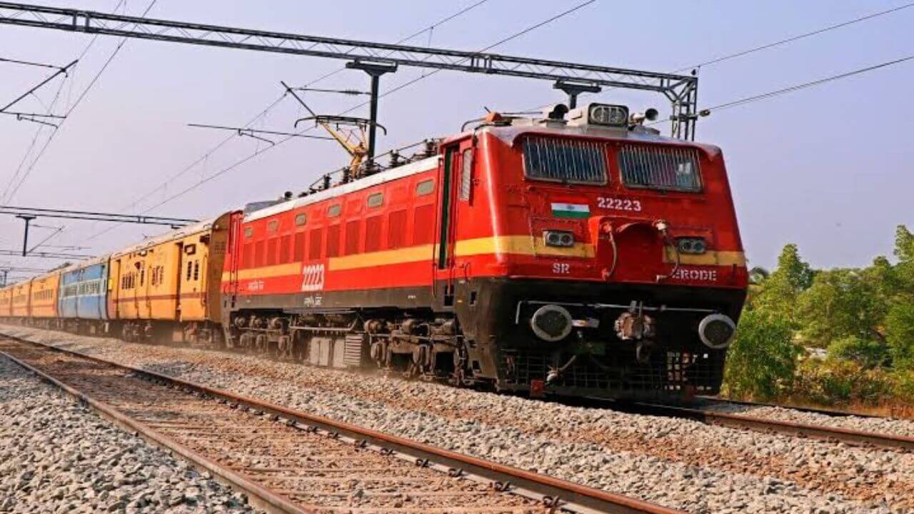 Marathwada Railway Project : मराठवाड्याला मंजूर झाला नवा रेल्वे प्रकल्प; या जिल्ह्यांना होणार फायदा