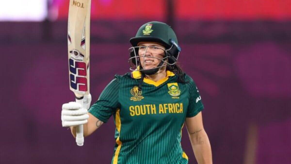 महिला वर्ल्डकपमध्ये या खेळाडूचा तडाखा! 5 सामन्यांत ठोकले 4 शतकं, स्मृती मंधानाचा विक्रम मोडला