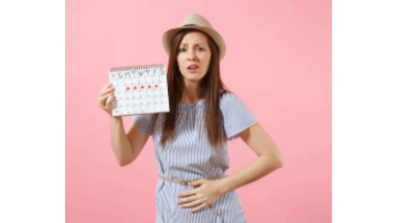 मासिक पाळी अनियमित का येते? जाणून घ्या कारण आणि घरगुती उपाय