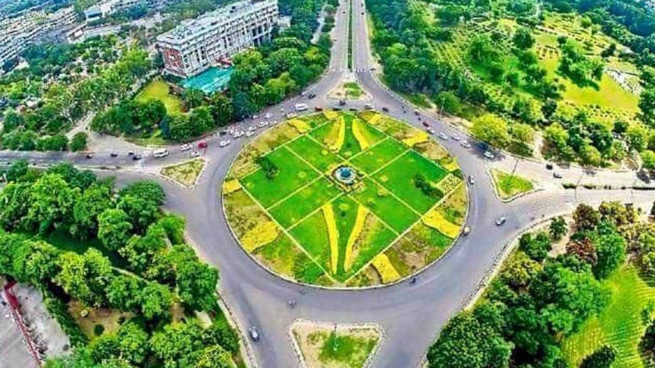 भारताचं हे शहर झोपडपट्ट्यामुक्त झालं, जाणून घ्या हे कसं घडलं?