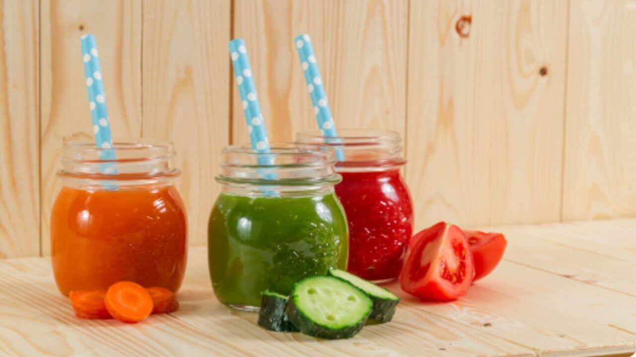 शरीरातील विषारी पदार्थ बाहेर करायचे आहेत? मग सेवन करा ३ आयुर्वेदिक ड्रिंक्स