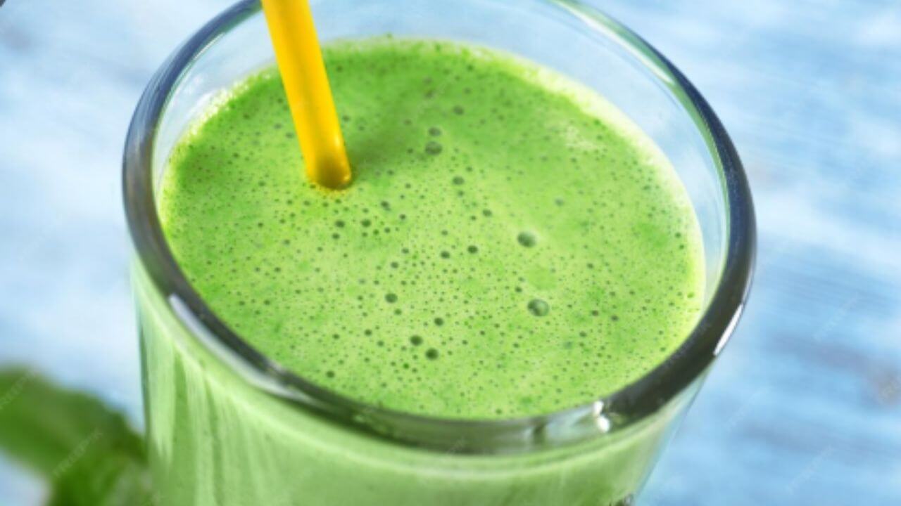 दररोज रिकाम्या पोटी प्या कोहळ्याचा रस, वजन कमी करून हाडे मजबूत करते