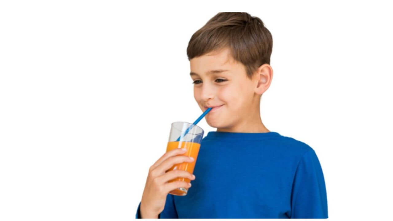 तुमचेही मुल फारच कमजोर आणि सडपातळ आहे? वजन वाढवण्यासाठी प्यायला द्या 'या' फळांचा ज्यूस