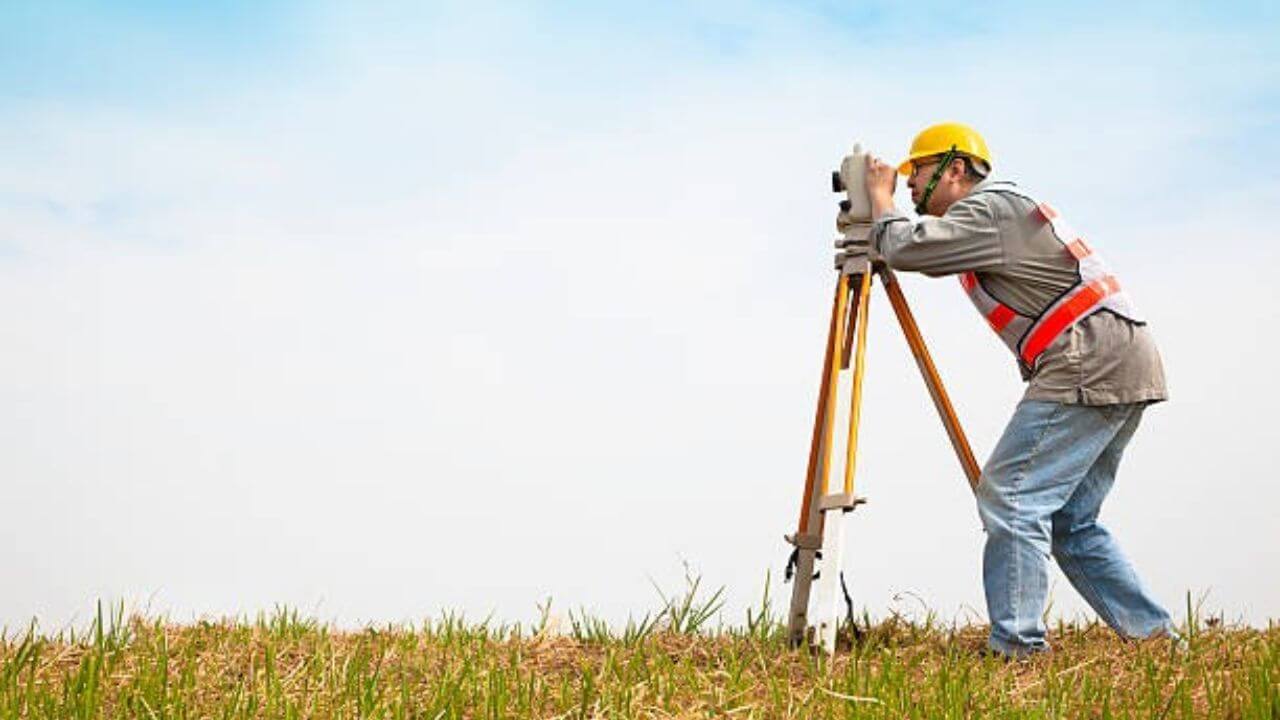 आता अवघ्या २०० रूपयांत करता येणार जमिनीची मोजणी; नेमकं कसं शक्य? जाणून घ्या !