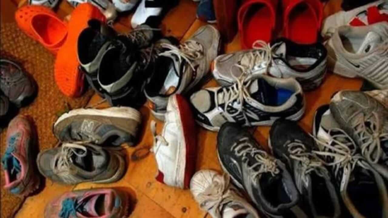 Vastu Tips : घरात उलट-सुलट चपला ठेवल्याने करावा लागतो वास्तूदोषाचा सामना, आर्थिक समस्या होते निर्माण