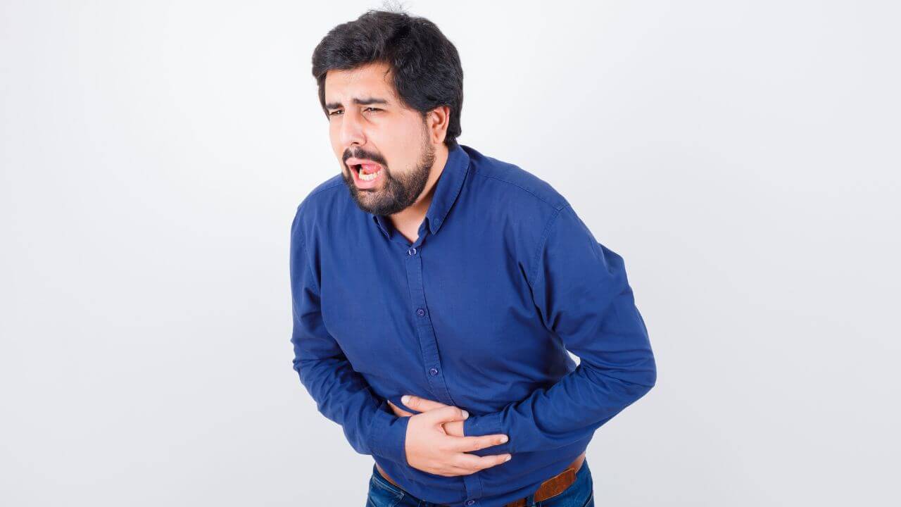 थंडीमुळे सतत पोट बिघडते? पचनक्रिया सुधारण्यासाठी आहारात समाविष्ट करा 'हा' एक पदार्थ