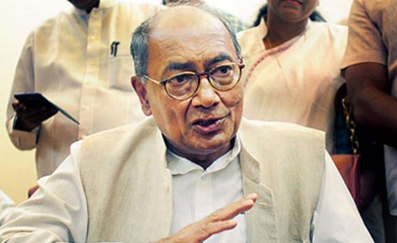 Digvijay-gets-notice-of-violation-of-code-of-conduct-in-case-of-distribution-of-notes-in-sehore
