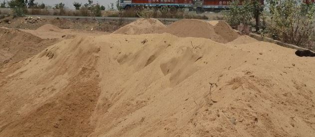 sand-mafia-illegal-mining-in-chhatarpur