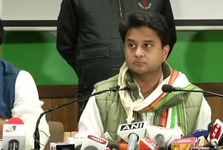 jyotiraditya-scindia-says-bjp-should-learn-from-scindia-family-how-to-construct-a-temple
