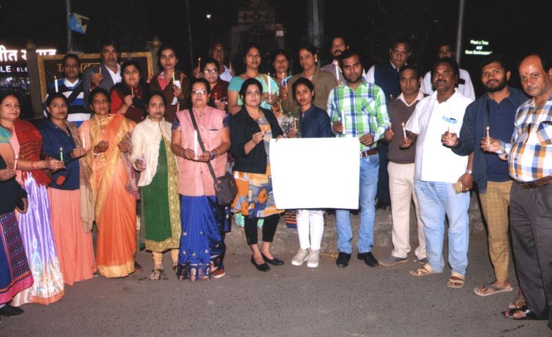 हैदराबाद में डॉ. प्रियंका की नृशंस हत्या के विरोध में प्रदर्शन