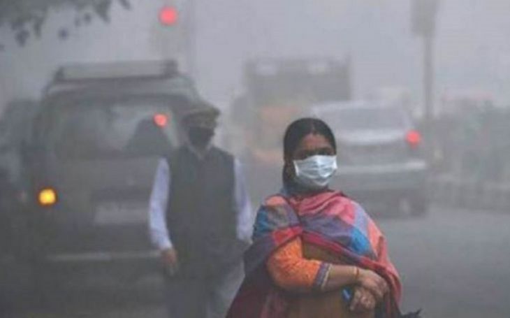 दिल्ली के प्रदूषण से लोगों में दहशत, दंपत्ति ने बच्चों को जबलपुर नानी के घर भेजा