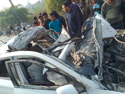 shahdol-accident-collision-between-standing-truck-and-car-two-died-in-this-incidence