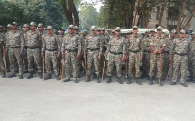 10 दिसंबर तक धारा144 लागू, पुलिस ने बढ़ाई सतर्कता, निकाला फ्लैग मार्च