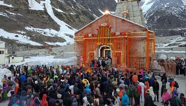 char-dham-yatra-kedarnath-temple-door-open-for-pilgrims