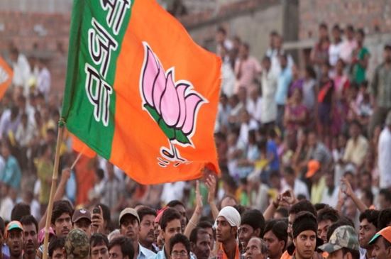 survey-report-show-bjp-week-in-state