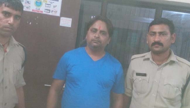BJP-leader-operating-sex-racket-in-guest-house-gwalior-police-arrested