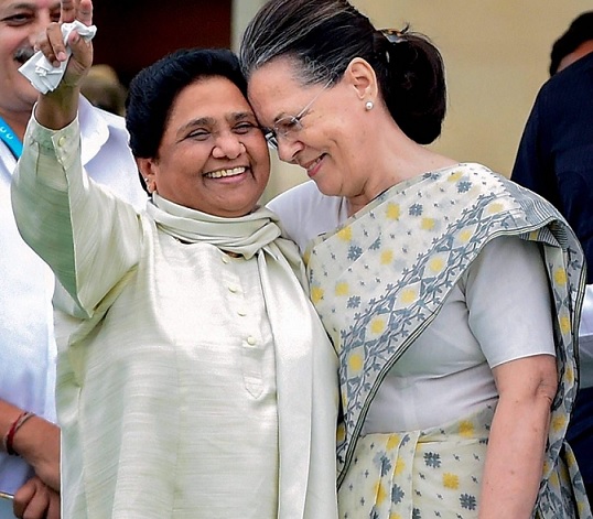 BSP-chief-mayawati-call-her-mla-to-delhi