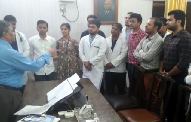 West-Bengal-case--Junior-doctors-of-the-GRMC-sign-strike