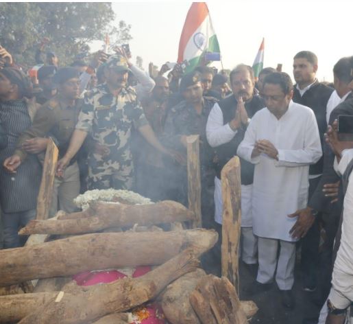 cm-attend-funeral-of-martyr-reach-late-at-ceremony-