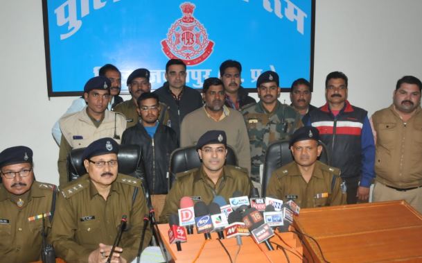 Jabalpur-Police-in-action-on-the-instructions-of-CM