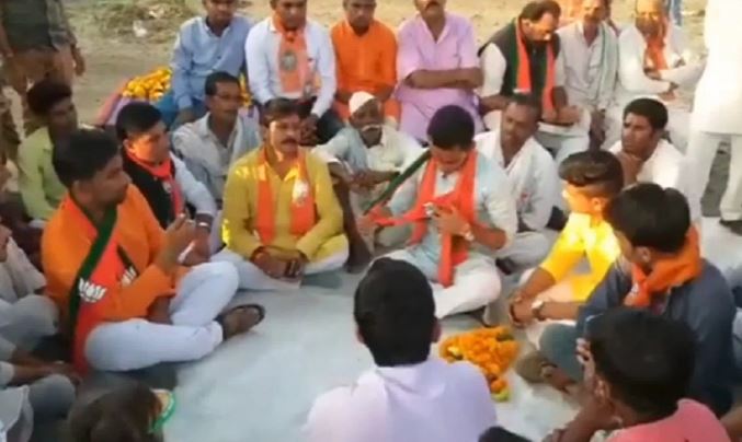shivraj-son-kartikey-singh-chauhan-campaigning-for-our-father-in-budhni-