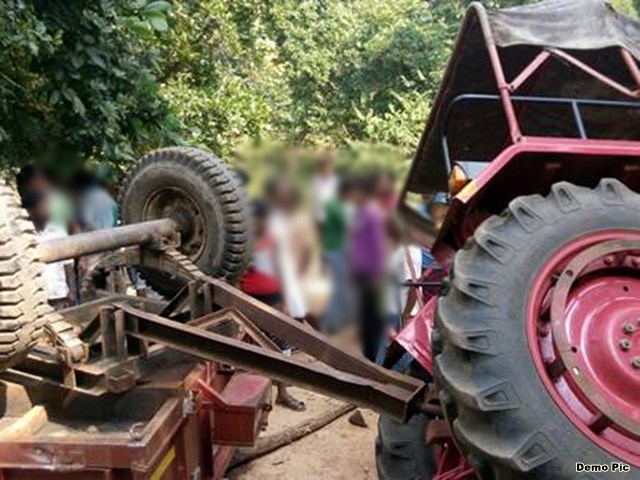 mandla-five-people-died-and-23-injured-in-tractor-trolley-accident