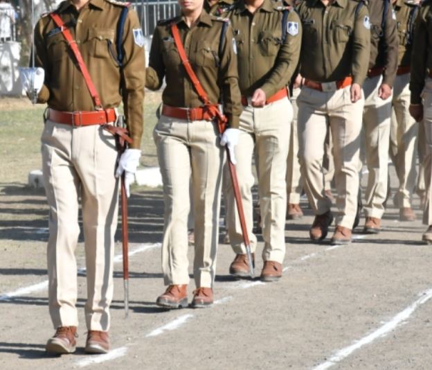 police-flag-march-in-bhopal-before-loksabha-election