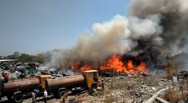 heavy-fire-in-ground-in-indore