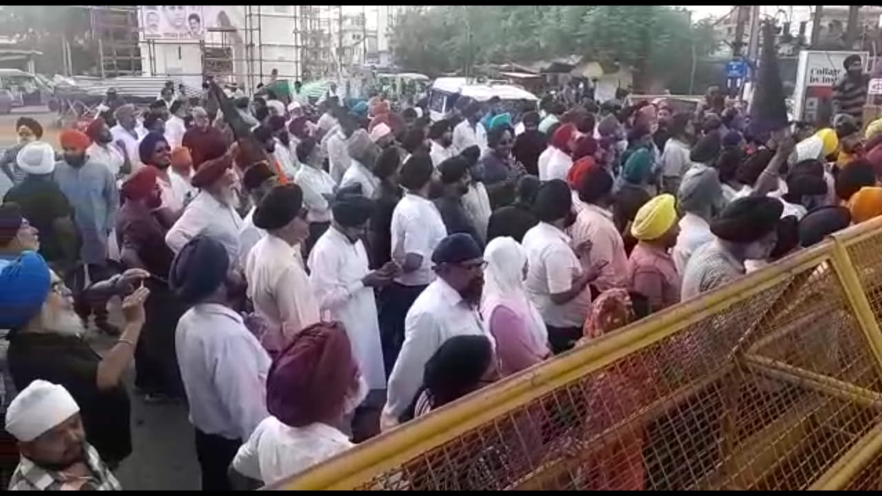 Protests-in-Jabalpur-against-Delhi-police-by-Sikh-community