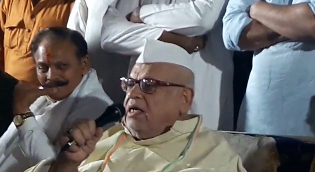 Former-governor-aziz-qureshi-told-Sadhvi-Pragya-Thakur