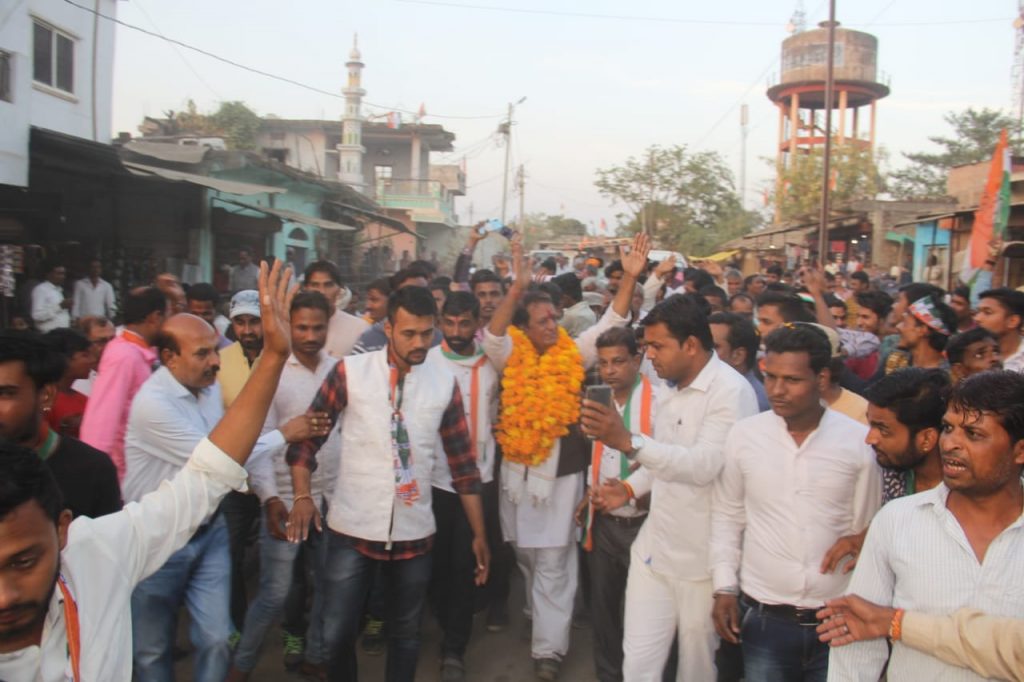 hundred-of-people-join-congress-in-bhopal-huzur-constituency-