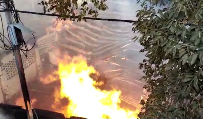 VIDEO--A-fierce-fire-in-jabalpur-