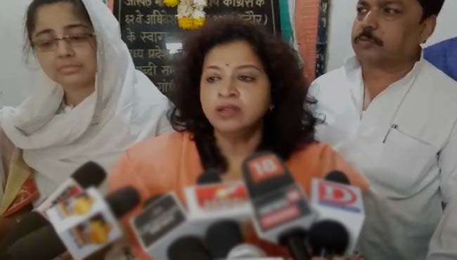 -Shobha-Ojha's-accusation-The-hand-of-BJP-workers-in-other-incidents-including-Chitrakoot-case
