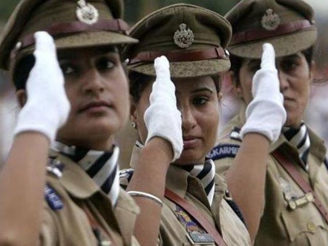ndian-army-started-online-registration-of-women-for-recruitment-into-military-police