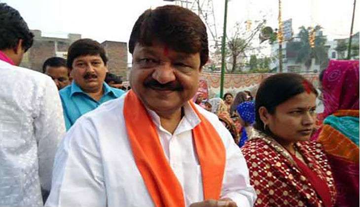 indore-kailash-vijayvargiya-taunts-on-congress-cine-candidates-for-elections-mpgp-1668685-html