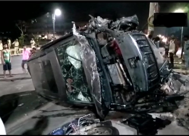 bihar-patna-rash-driving-car-Crushed-four-child-people-angry-mob-killed-driver