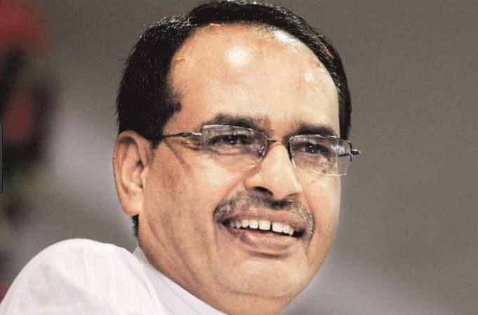 shivraj-attack-on-congress-on-distribution-department-to-ministers