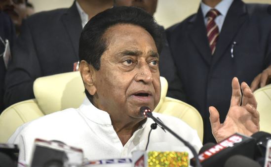 MLAs-complained-ministers-and-officers-to-CM-kamalnath-in-meeting