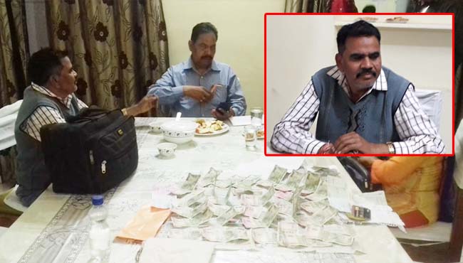 -Assistant-Manager-of-narsinghpur-District-Industry-Center-caught-with-bribe-of-45-thousand--