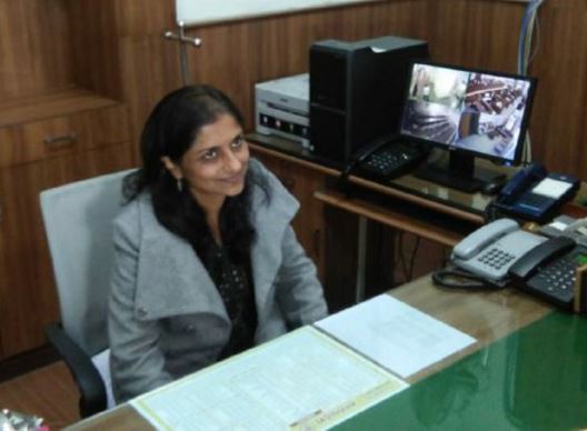 commissioner-kalpana-shrivastava-send-notice-to-six-doctore