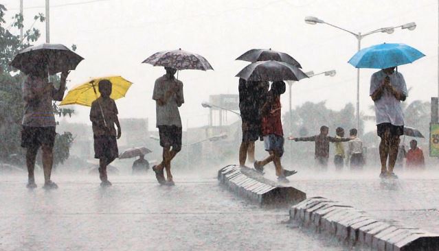 Flood-conditions-in-many-areas-of-MP-heavy-rain-alert-in-27-districts