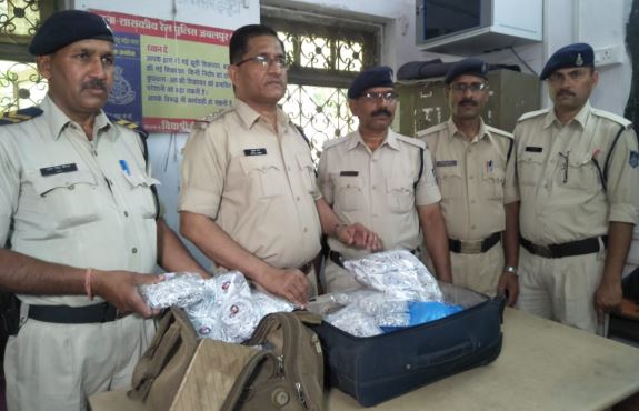 GRP-collects-40-kg-silver-jewelery-from-two-youths